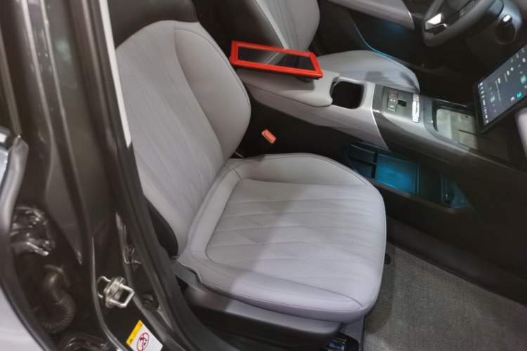 Used  A05 2025 Truly Delicious Edition 145 Beyond-Grade Version
