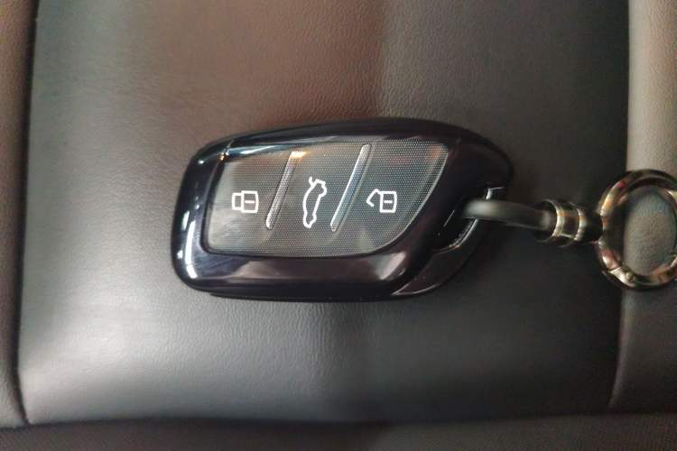 Used MG 5 2021 300TGI DCT Elegant Luxury Edition
