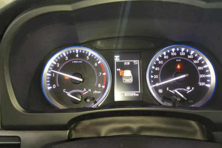 Used Toyota Highlander 2018 2.0T Four-Wheel Drive Prestige Version 7 Seats China V Emission Standard
