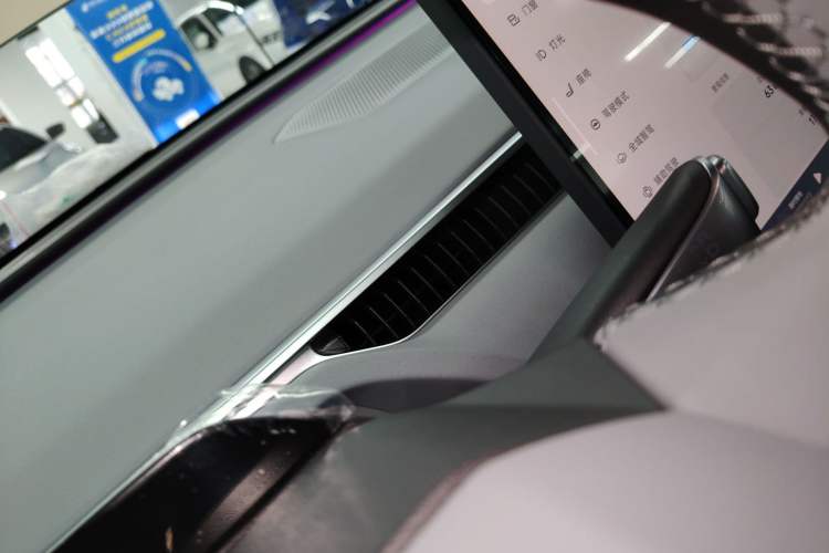 Used XPeng MONA M03 2025 620 Ultra-Long Range Plus
