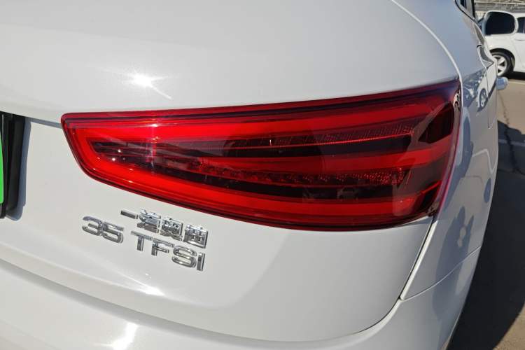 Used Audi Q3 2015 35 TFSI Comfort Model