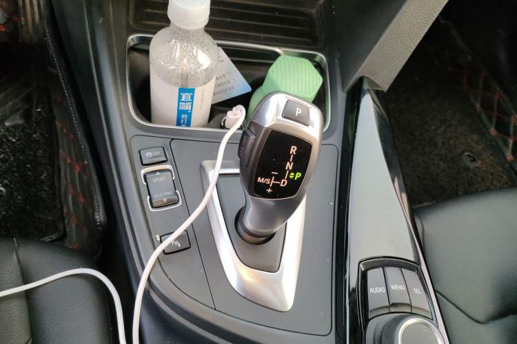 TDK.VehicleDetails.img