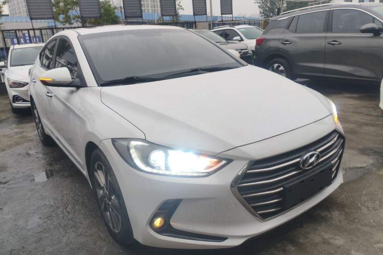 Used Hyundai Elantra 2016 1.6L Automatic ZhiXuan – Elite Version
