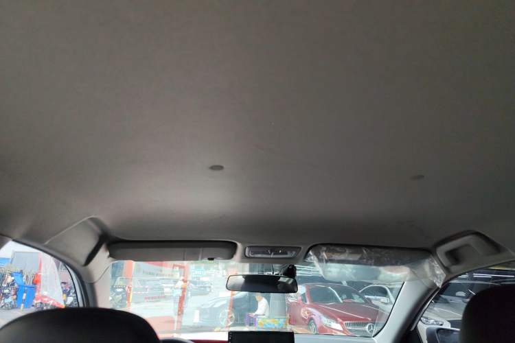 Used Toyota YARiS L 2021 1.5L CVT Leading Edition
