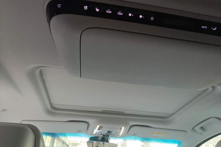 Used Buick GL8 New Energy 2024 Lu Zun Deluxe Edition 7-Seater