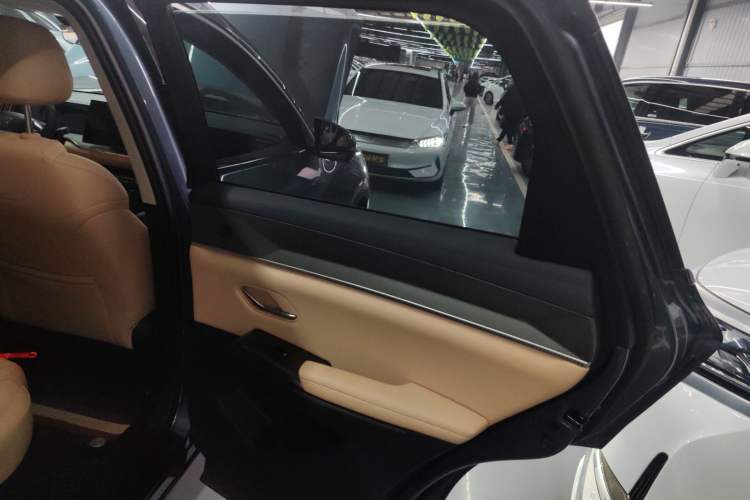 Used BYD Song Pro New Energy 2025 Second-Generation DM-i 75KM Leading Edition
