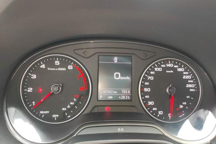 Used Audi Q2L 2018 35 TFSI Launch Exclusive Edition China VI
