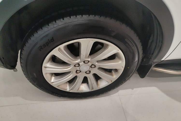 Used Land Rover Discovery Sport 2018 240 PS SE Version