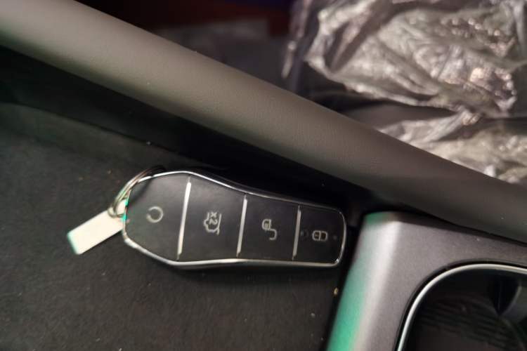 Used BYD Yuan PLUS 2025 Intelligent Driving Version 430 KM – Leading Edition