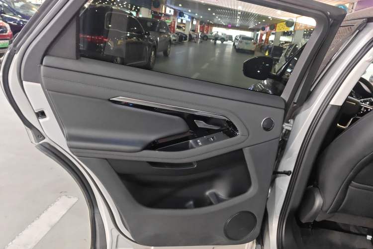 Used Land Rover Range Rover Evoque 2023 Aurora L 249 PS Collins Antique Bronze Special Edition
