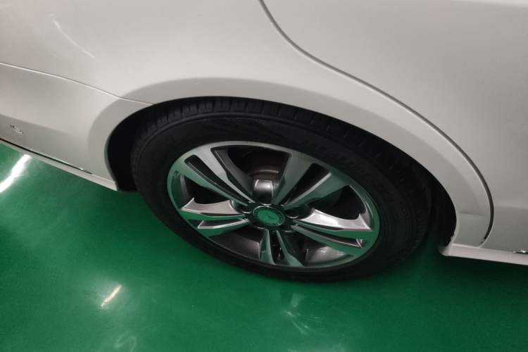 Used Mercedes-Benz E-Class 2014 E 260 L Sport Edition