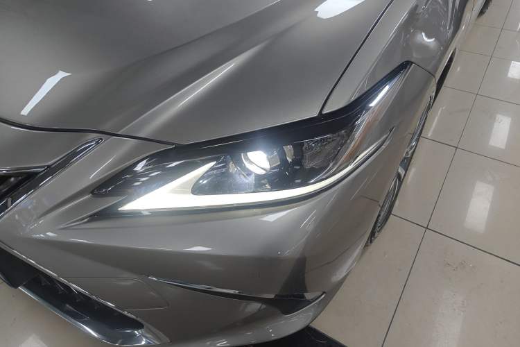 Used Lexus ES 2018 200 Excellence Edition China V Standard