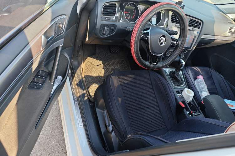 Used Volkswagen Golf 2017 230TSI Automatic Comfort Edition – Celebrating Milestone of One Million Units