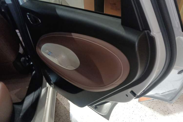 Used Wuling Bingo 2023 410 km Lingxi Deluxe Edition
