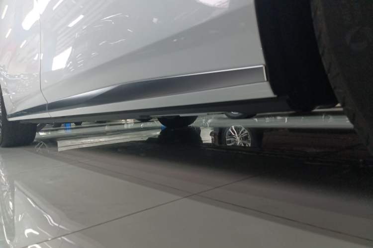 Used BYD Xia 2025 DM-i 1.5T 180km Excellence Model
