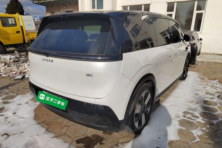 Used Zeekr MIX 2025 Intelligent Driving Version
