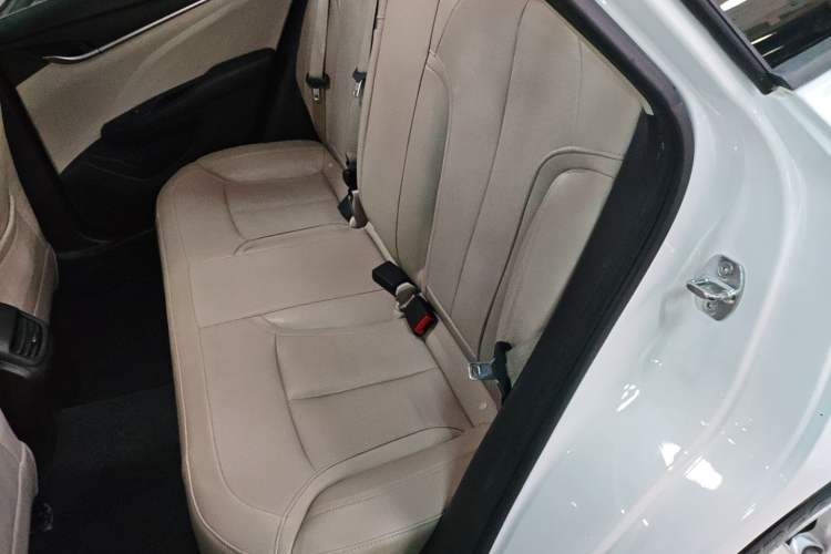 Used Buick GT 2019 15T Dual-Clutch Connected Elite Model China VI
