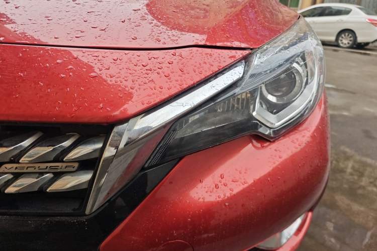 Used Venucia T90 2017 2.0L CVT Smart Edition
