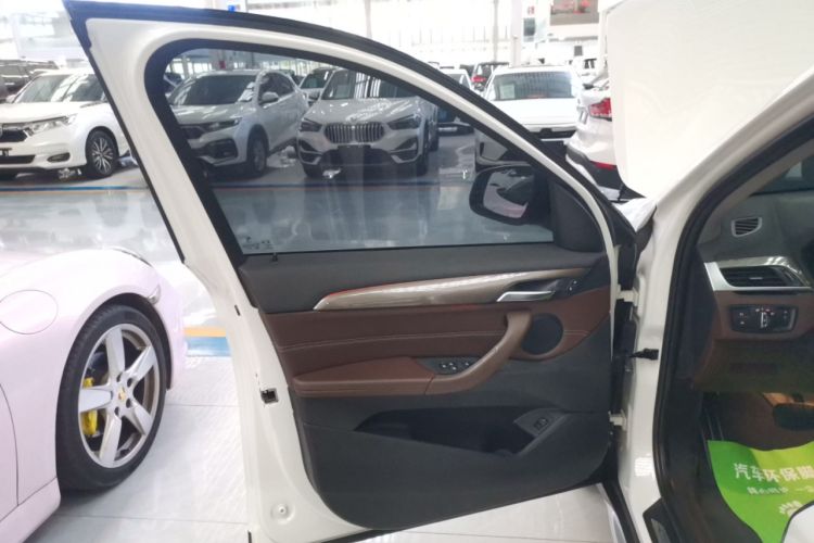 Used BMW X1 2018 sDrive18Li Luxury Model
