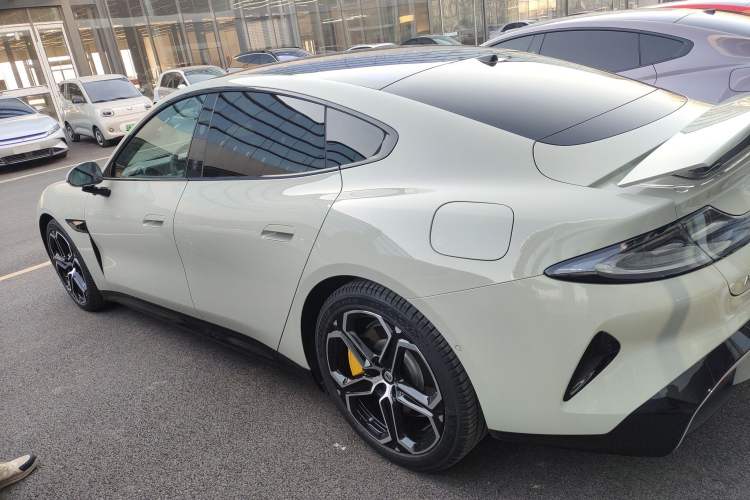 Used  SU7 2024 Four-Wheel Drive Ultra-Long Range Advanced Intelligent Driving Max Edition
