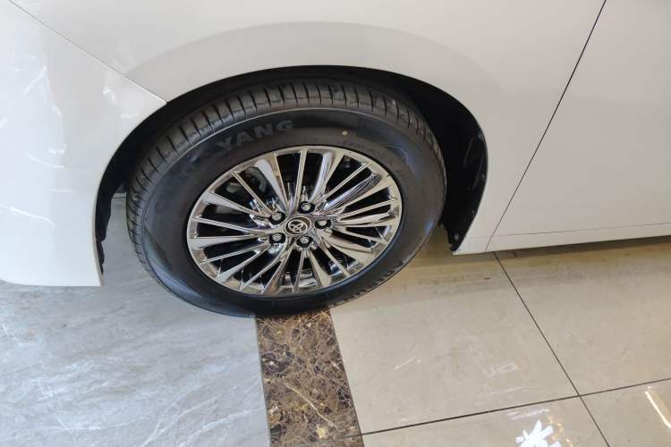 Used Toyota Alphard 2019 Dual-Engine 2.5L Luxury Edition
