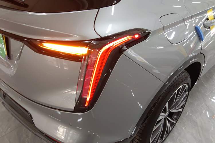 Used Cadillac GT4 2023 25T Luxury Model
