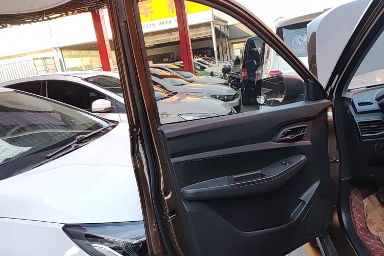 Used Wuling Hongguang 2021 1.5L S Base Version LAR
