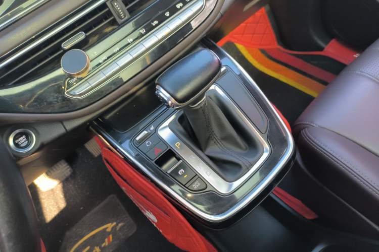 Used GAC Trumpchi M6 2019 270T DCT Luxury Edition (7-seater) China VI