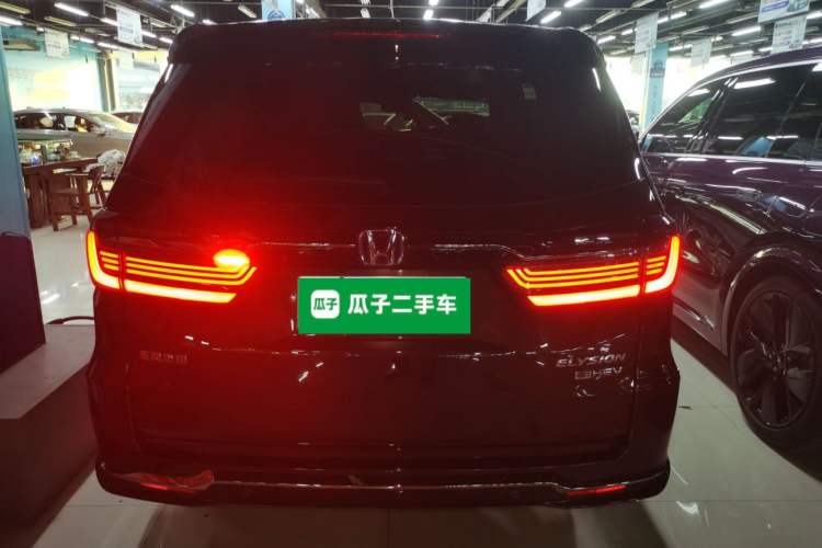 Used Honda Elysion 2022 2.0L eHEV Luxury Edition