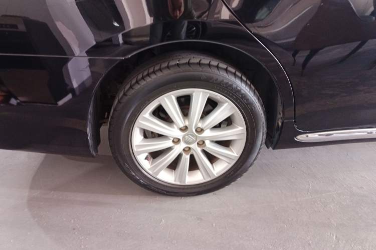 Used Toyota Crown 2012 2.5L Royal Leather Edition