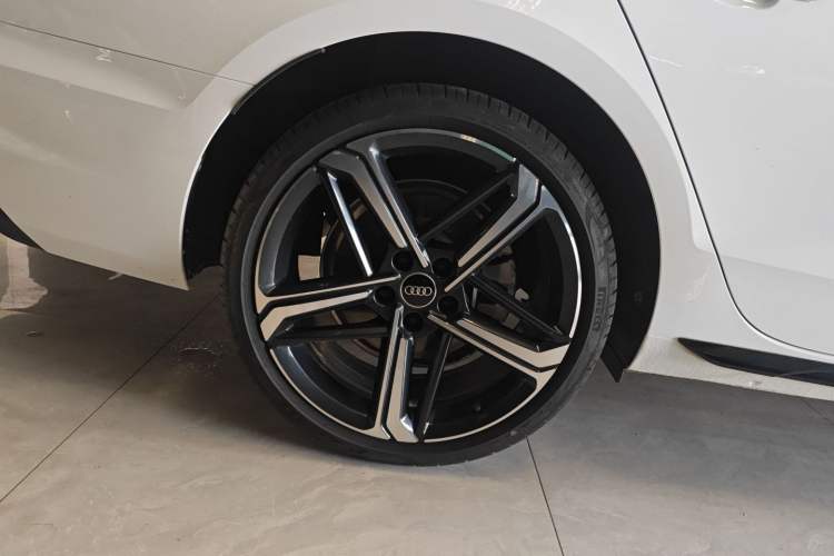 Used Audi A4L 2024 40 TFSI Luxury Dynamic Edition