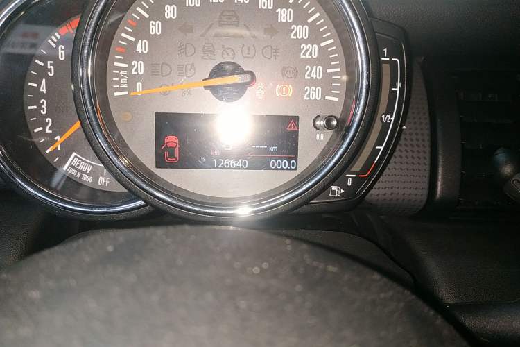 Used  MINI 2016 1.5T COOPER Five-Door Edition
