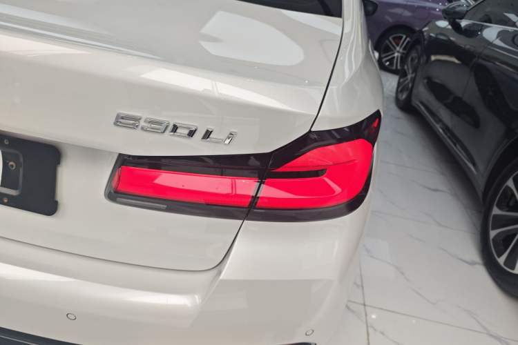 Used BMW 5 Series 2023 530Li Leading Model M Sport Package
