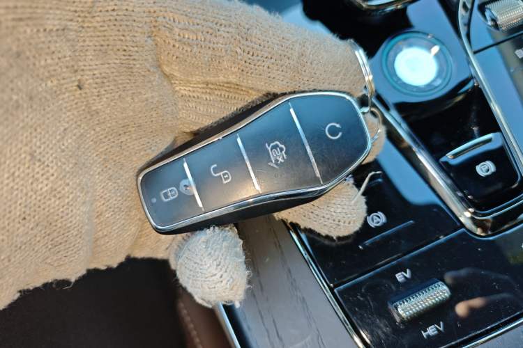 Used BYD Han 2022 DM-i 121KM Luxury Model
