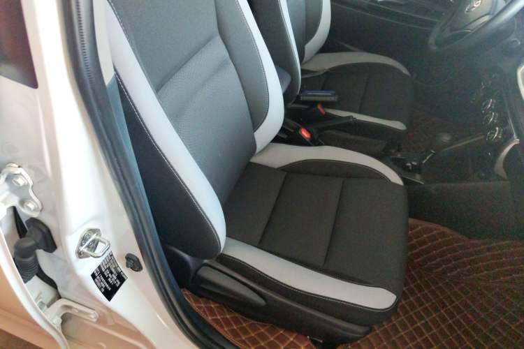 Used Toyota YARiS L 2021 1.5L CVT Leading Edition