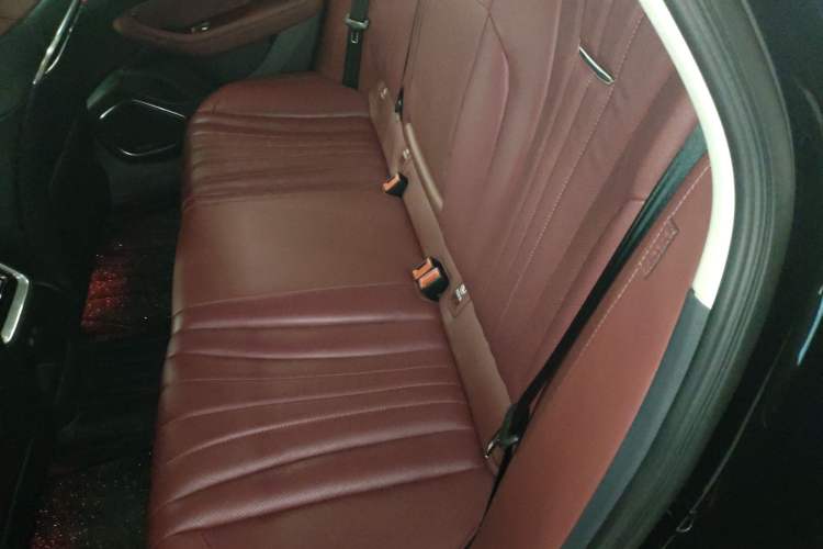 Used Hongqi H5 2023 2.0T Automatic Smart Connect Flagship Edition
