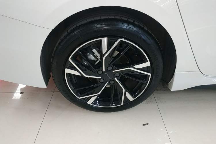 Used Lynk & Co 03 2025 1.5TD DCT Champion Edition Pro
