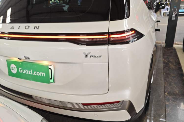 Used AION Y 2023 Plus 510 Tech Edition