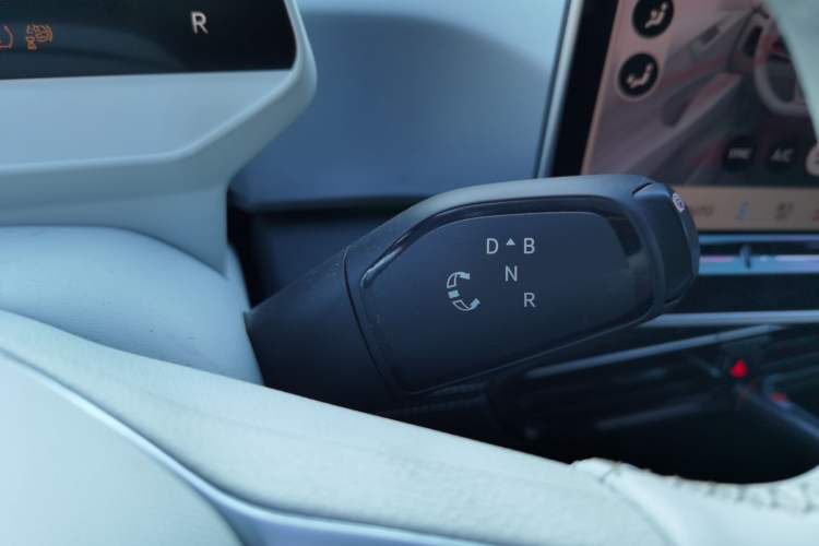 Used Volkswagen ID.3 2025 Smart Edition Outstanding Model
