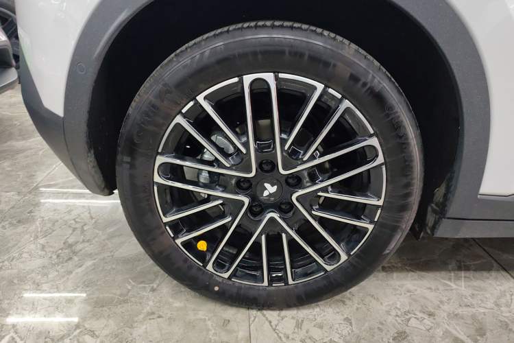 Used  firefly 2025 Illuminated Edition
