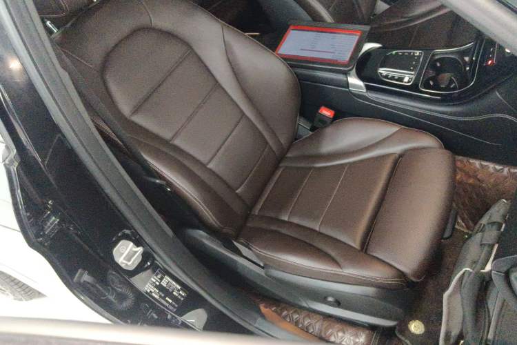 Used Mercedes-Benz GLC 2021 GLC 260 L 4MATIC Dynamic Edition
