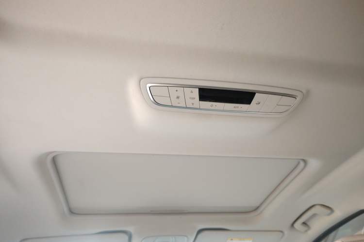 Used Buick GL8 2021 ES Landtrek 653T Comfort Edition
