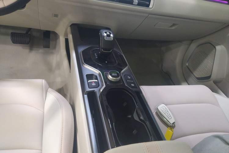 Used Geely Auto icon 2025 Linglong 1.5TD Ruyi Edition
