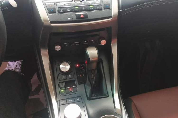 Used Lexus NX 2015 200T All-Wheel-Drive Fēngshàng Edition