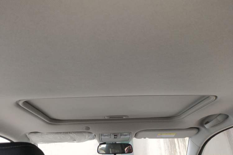 Used Kia kx1 Stonic 2021 1.4L CVT Sunroof Model