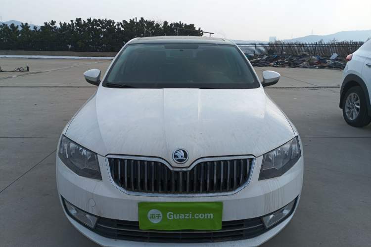 Used Skoda Octavia 2016 1.6L Automatic Smart Drive Edition