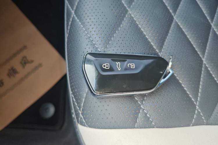 Used Volkswagen ID.6 CROZZ 2021 Long-Range PRO Edition