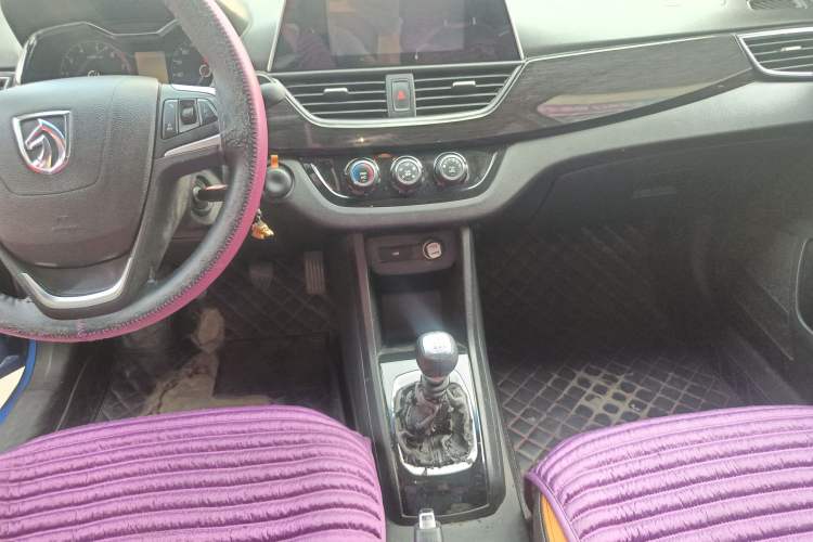 Used Baojun 310 2017 1.5L Manual Luxury Model
