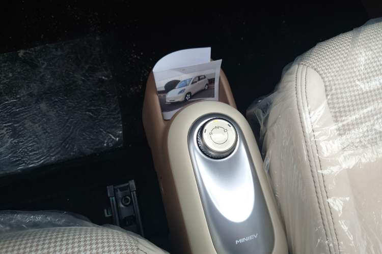 Used Wuling Hongguang MINIEV 2025 Four-Door Version Advanced Edition