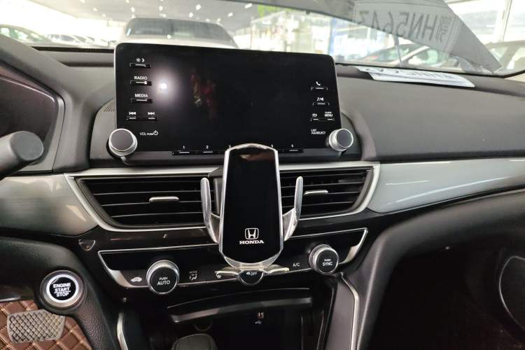 Used Honda Inspire 2019 260TURBO Elegant Edition China VI Emission Standard
